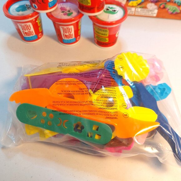 Tutti Frutti Scented Modeling Dough Jurassic Era - new open box - Picture 4 of 8